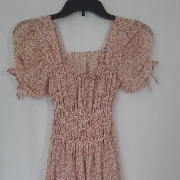 Yoneme Dresses & Skirts - Smocked Square-Neck Pink Floral Midi Dress